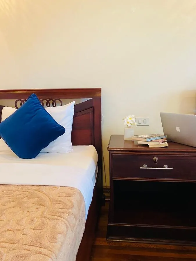 Luang Prabang Maison Vongprachan & Travel Laos
