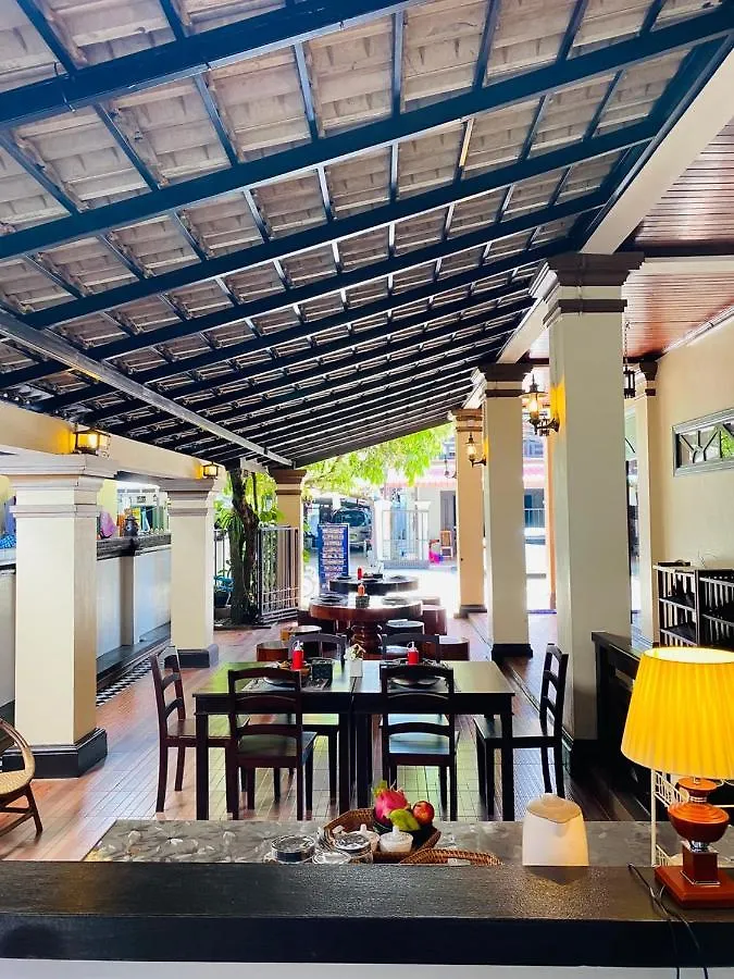 Hotel Luang Prabang Maison Vongprachan & Travel